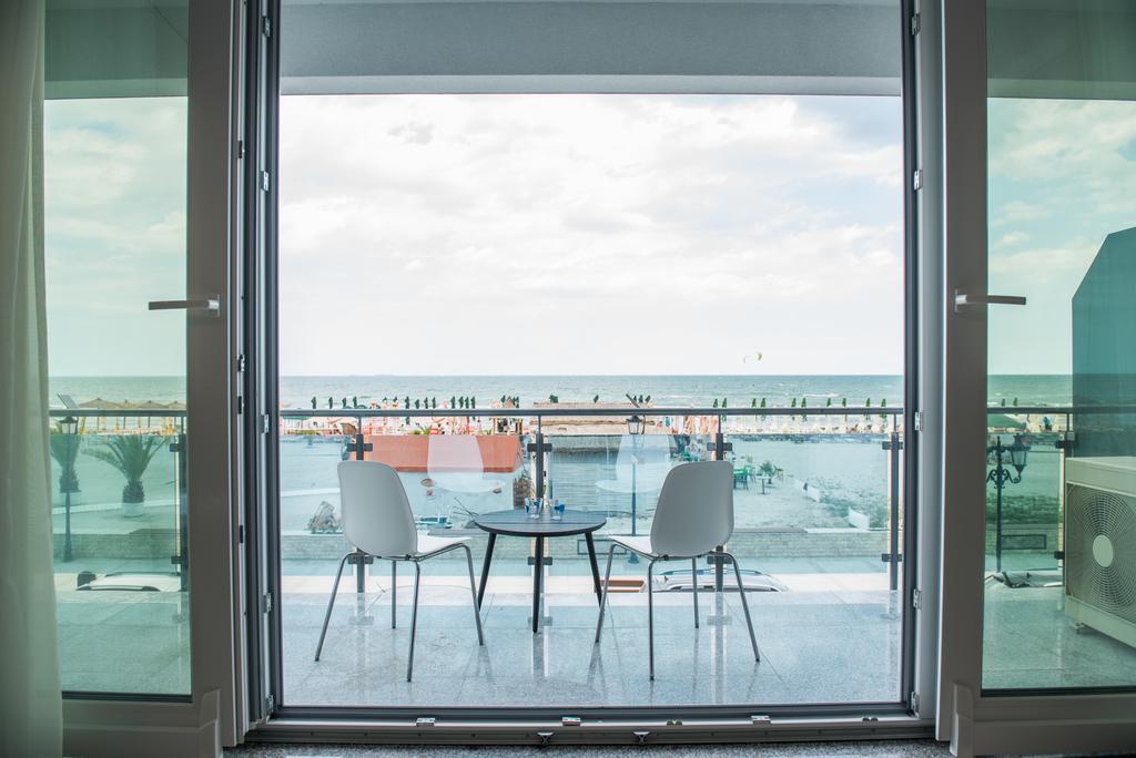Wave 1 Promenada Apartments Năvodari Екстериор снимка